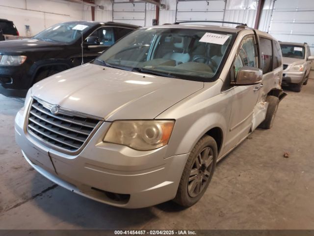 2010 CHRYSLER TOWN & COUNTRY 2A4RR6DX8AR129113 Photo 1