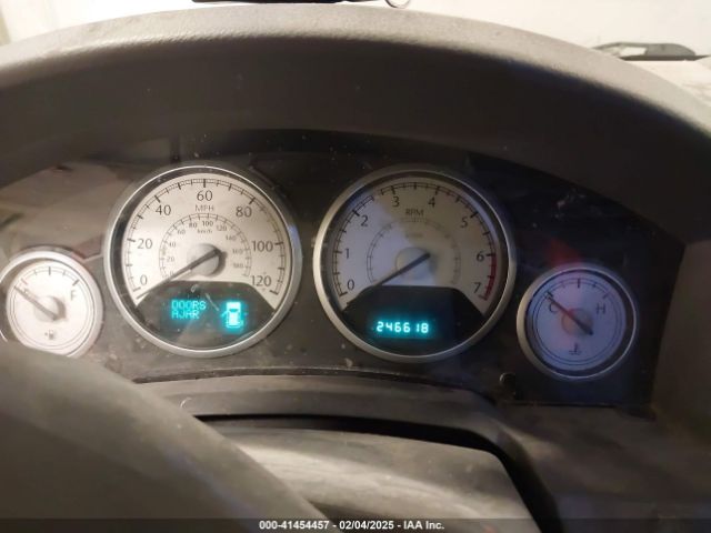 2010 CHRYSLER TOWN & COUNTRY 2A4RR6DX8AR129113 Photo 6