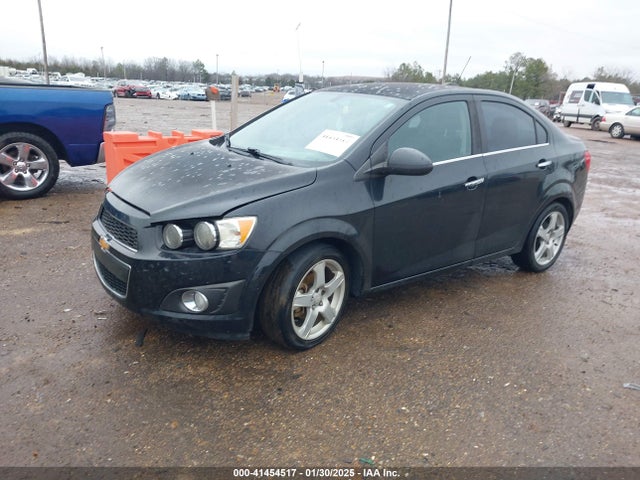 1G1JE5SB3F4105885 Chevrolet Sonic Ltz Auto