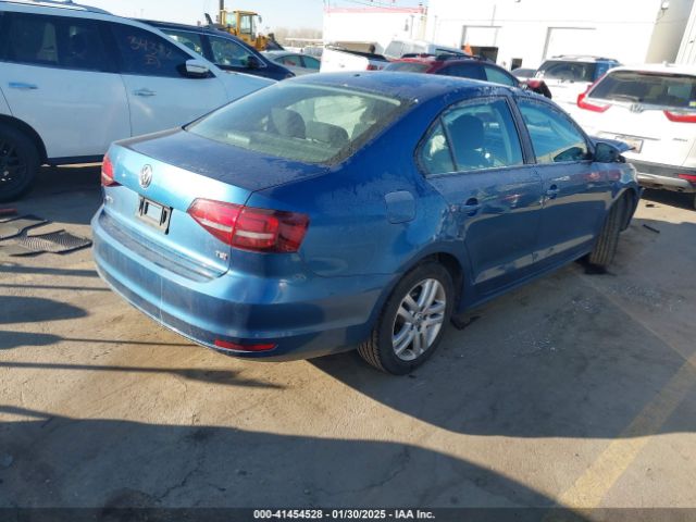 3VW2B7AJ8JM236877 Volkswagen Jetta 1.4t S