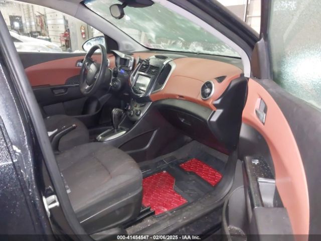 1G1JC5SHXE4131280 Chevrolet Sonic Lt Auto