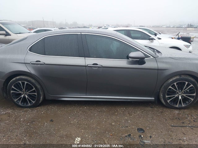 Toyota CAMRY SE 2018 4T1B11HKXJU074114 Image 13
