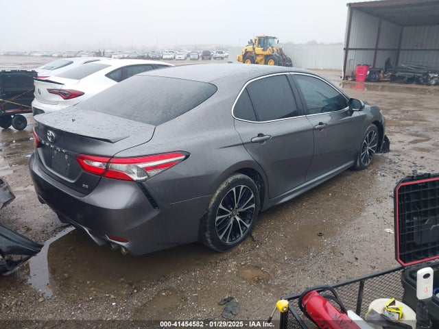 Toyota CAMRY SE 2018 4T1B11HKXJU074114 Image 4