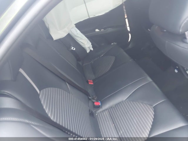 Toyota CAMRY SE 2018 4T1B11HKXJU074114 Image 8