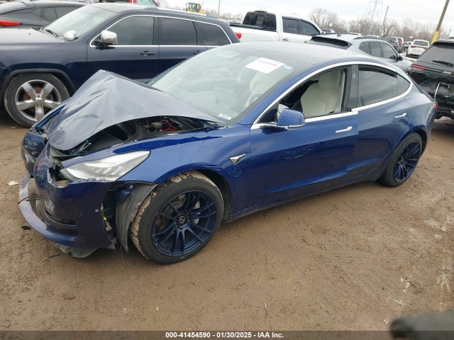 2019 TESLA MODEL 3 5YJ3E1EA8KF431762 Photo 1