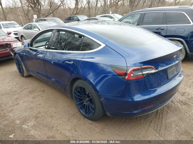 2019 TESLA MODEL 3 5YJ3E1EA8KF431762 Photo 2