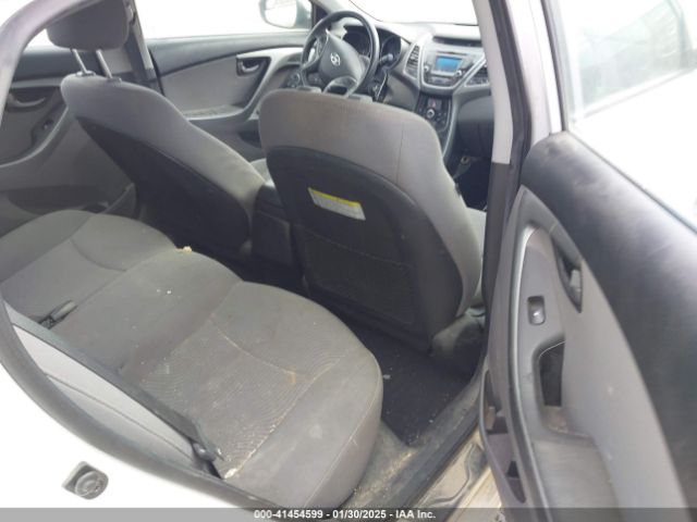 5NPDH4AE5FH550625 Hyundai ELANTRA SE