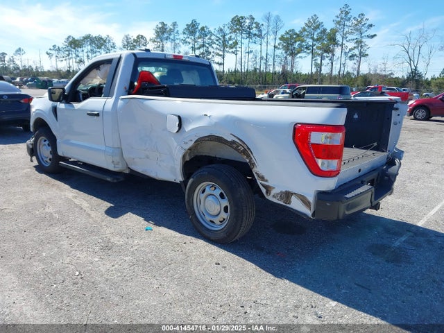 Ford F-150 Xl 2021 1FTMF1CB5MKE08099 Image 3