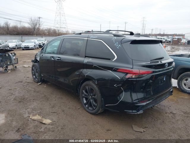 5TDDRKEC7MS036230 Toyota Sienna Xse