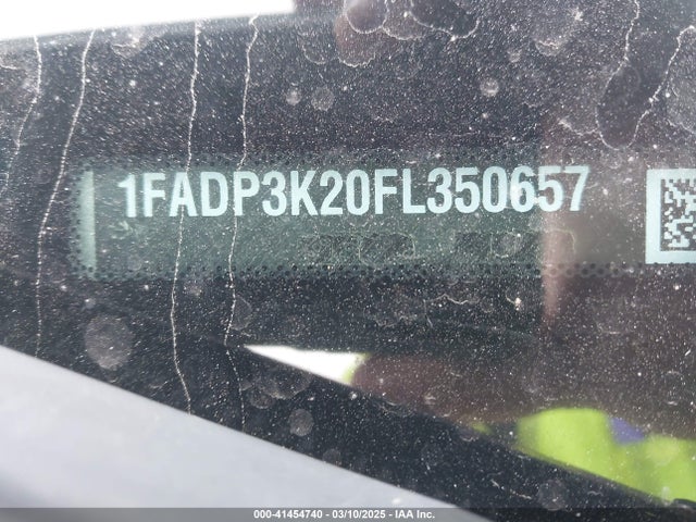 Ford FOCUS SE 2015 1FADP3K20FL350657 Image 9