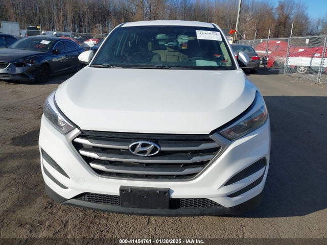 Hyundai TUCSON SE 2018 KM8J2CA43JU684355 Image 13