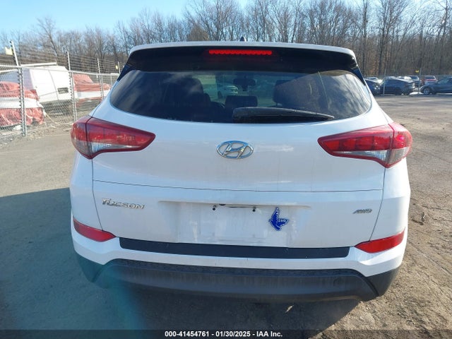Hyundai TUCSON SE 2018 KM8J2CA43JU684355 Image 17