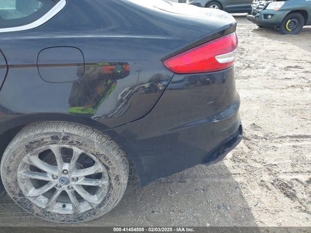 Ford Fusion Hybrid Se 2019 3FA6P0LU3KR210685 Image 18