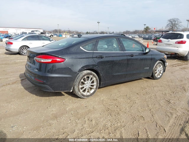 Ford Fusion Hybrid Se 2019 3FA6P0LU3KR210685 Image 4
