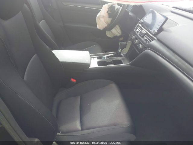 1HGCV1F1XKA071418 Honda ACCORD LX