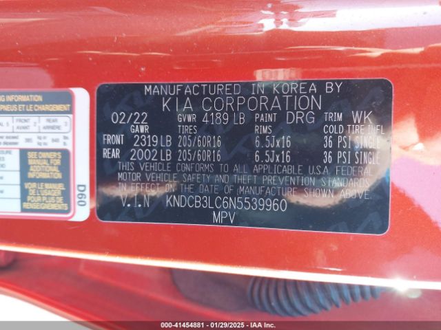KNDCB3LC6N5539960 KIA Niro Lxs
