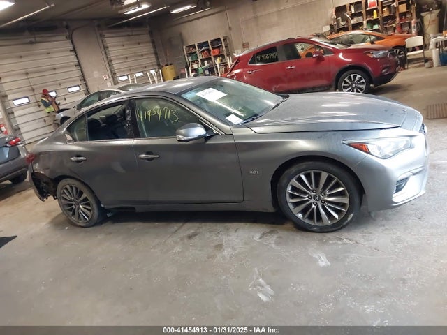 JN1EV7AR1JM610743 Infiniti Q50 3.0t Luxe
