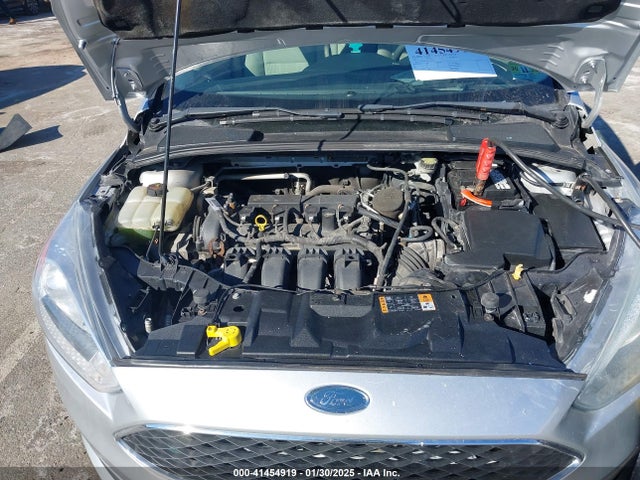 Ford FOCUS SE 2015 1FADP3F26FL226595 Image 10