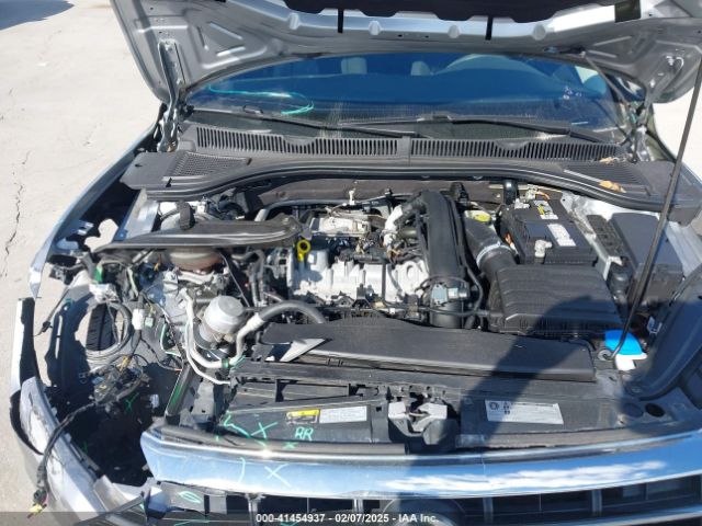 3VWN57BU4KM196098 Volkswagen Jetta 1.4t S