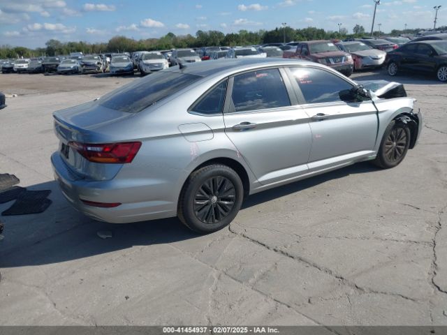 3VWN57BU4KM196098 Volkswagen Jetta 1.4t S