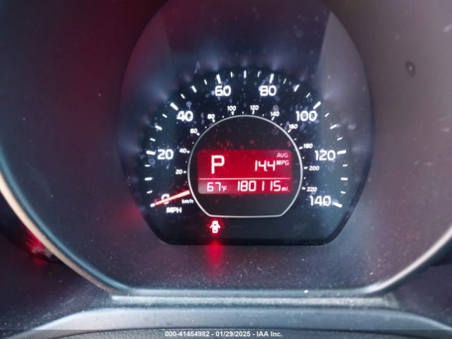 KNDJN2A26G7832915 KIA Soul