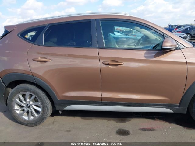 KM8J33A46HU408274 Hyundai Tucson Se Plus