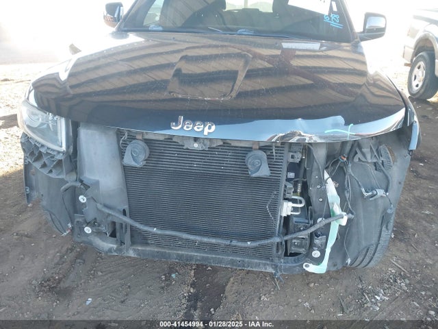 1C4RJEAG3GC369201 Jeep Grand Cherokee Laredo
