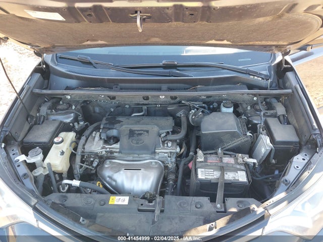 JTMWFREV1HJ712539 Toyota Rav4 Xle