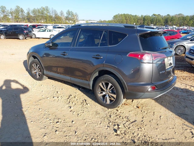 JTMWFREV1HJ712539 Toyota Rav4 Xle