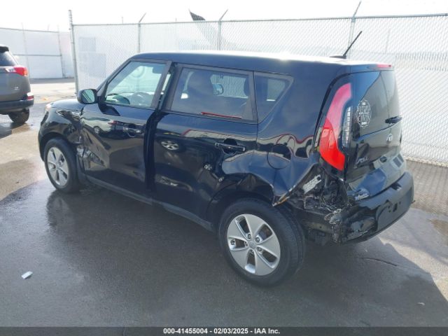 KNDJN2A28G7381647 KIA Soul
