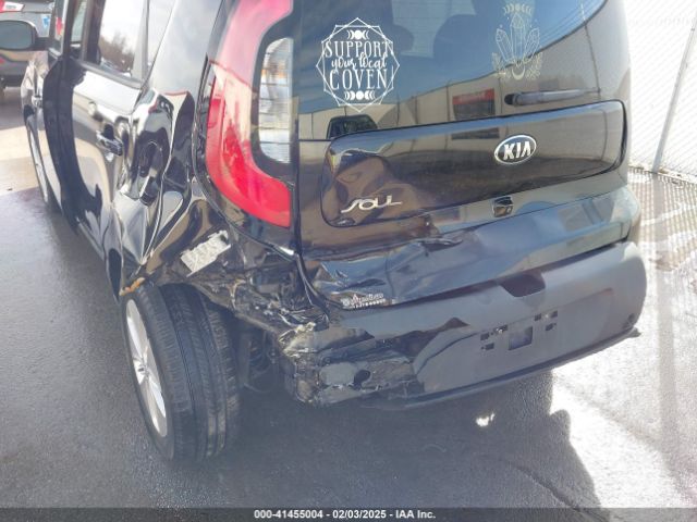 KNDJN2A28G7381647 KIA Soul