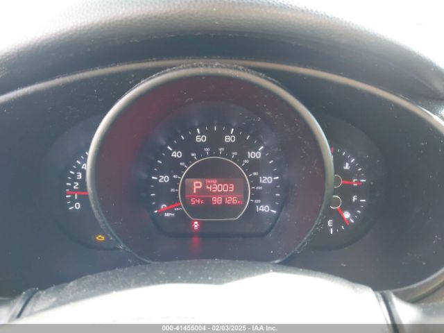 KNDJN2A28G7381647 KIA Soul