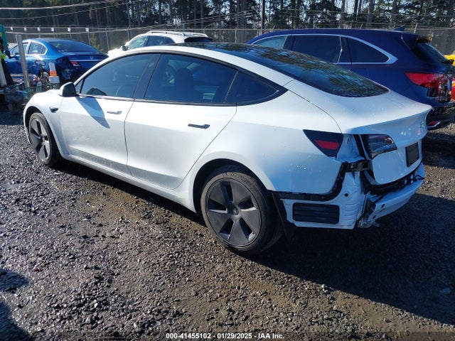 2023 TESLA MODEL 3 5YJ3E1EA0PF611244 Photo 2