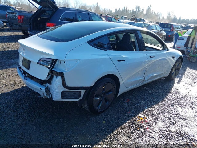 2023 TESLA MODEL 3 5YJ3E1EA0PF611244 Photo 3