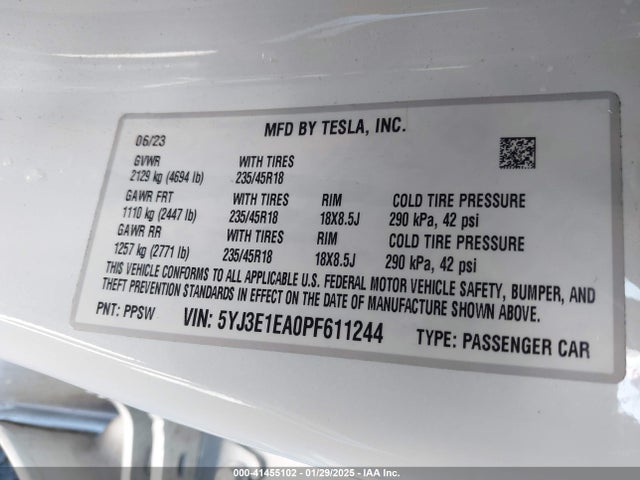 2023 TESLA MODEL 3 5YJ3E1EA0PF611244 Photo 8