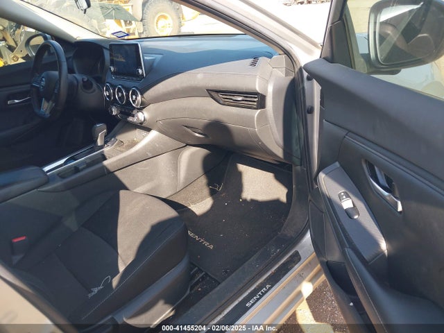 3N1AB8CV6NY230923 Nissan Sentra Sv Xtronic Cvt