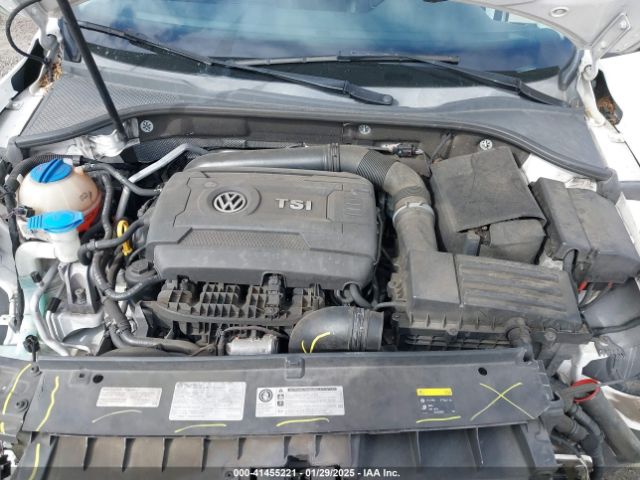 1VWAT7A34FC025436 Volkswagen Passat 1.8t Wolfsburg Edition