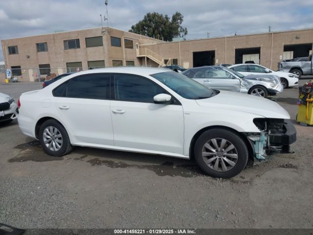 1VWAT7A34FC025436 Volkswagen Passat 1.8t Wolfsburg Edition