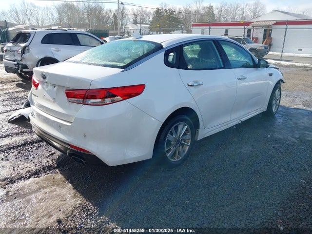 5XXGT4L35JG238414 KIA Optima Lx