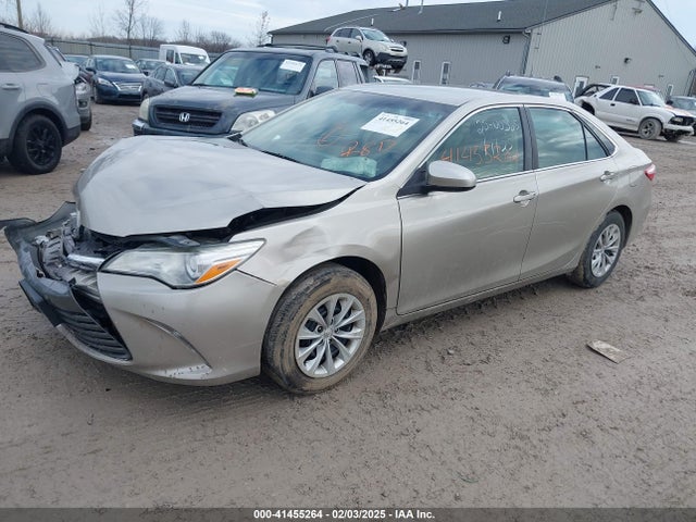 Toyota CAMRY LE 2015 4T4BF1FK1FR486231 Image 2