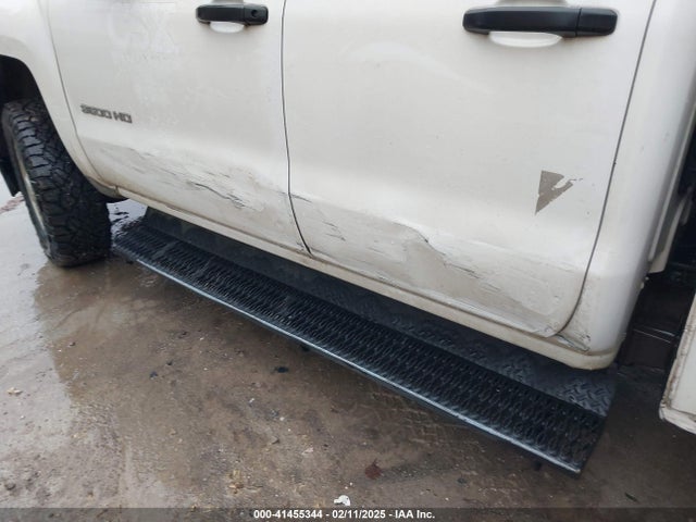 1GB2KYEGXFZ529648 Chevrolet Silverado 3500hd Wt