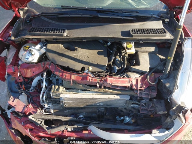 1FMCU9GD8JUC60103 Ford ESCAPE SE