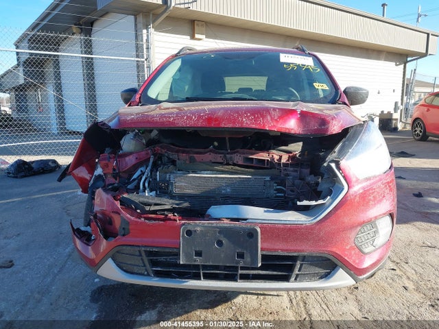 1FMCU9GD8JUC60103 Ford ESCAPE SE