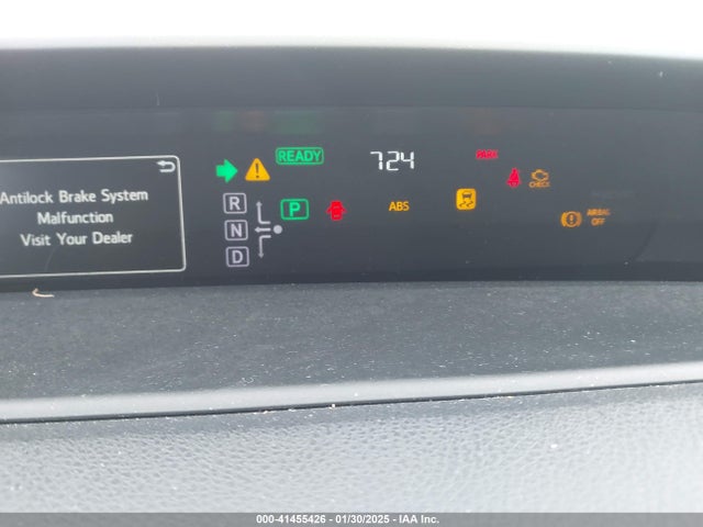 JTDKBRFU9G3010519 Toyota Prius Two