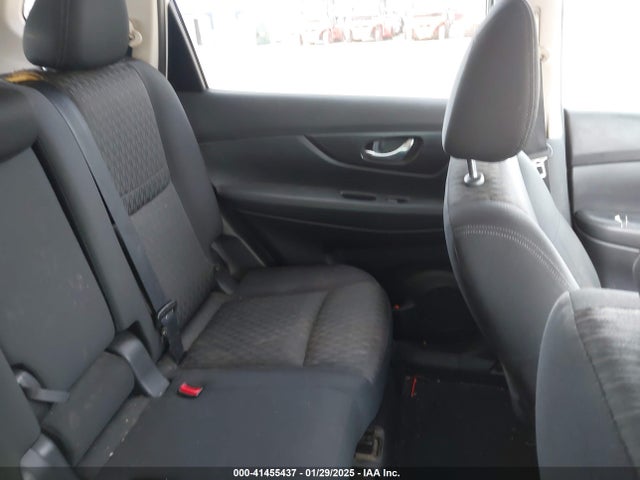 JN8AT2MV3JW347113 Nissan ROGUE SV