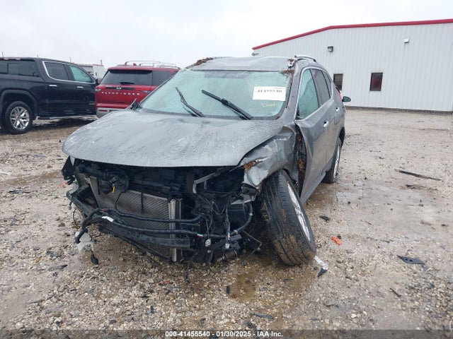 KNMAT2MV6HP544731 Nissan ROGUE SV