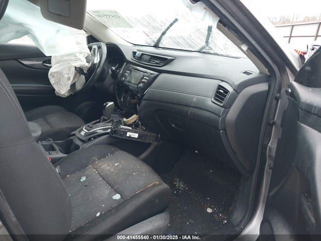 KNMAT2MV6HP544731 Nissan ROGUE SV