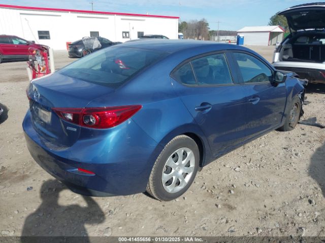 3MZBN1U74JM252031 Mazda Mazda3 Sport