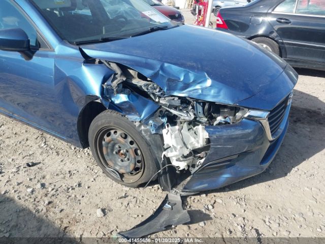 3MZBN1U74JM252031 Mazda Mazda3 Sport