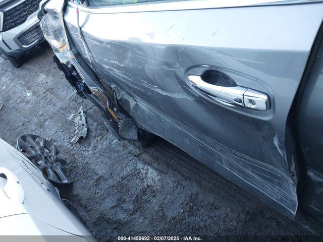KNMAT2MV4GP698255 Nissan ROGUE SV